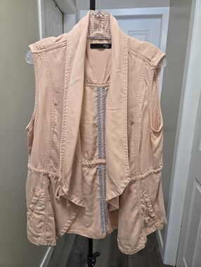 Max Jeans 100% Tencel Vest with adjustable drawstring waist